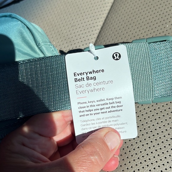 NWT Lululemon Teal belt bag - Picture 2 of 12